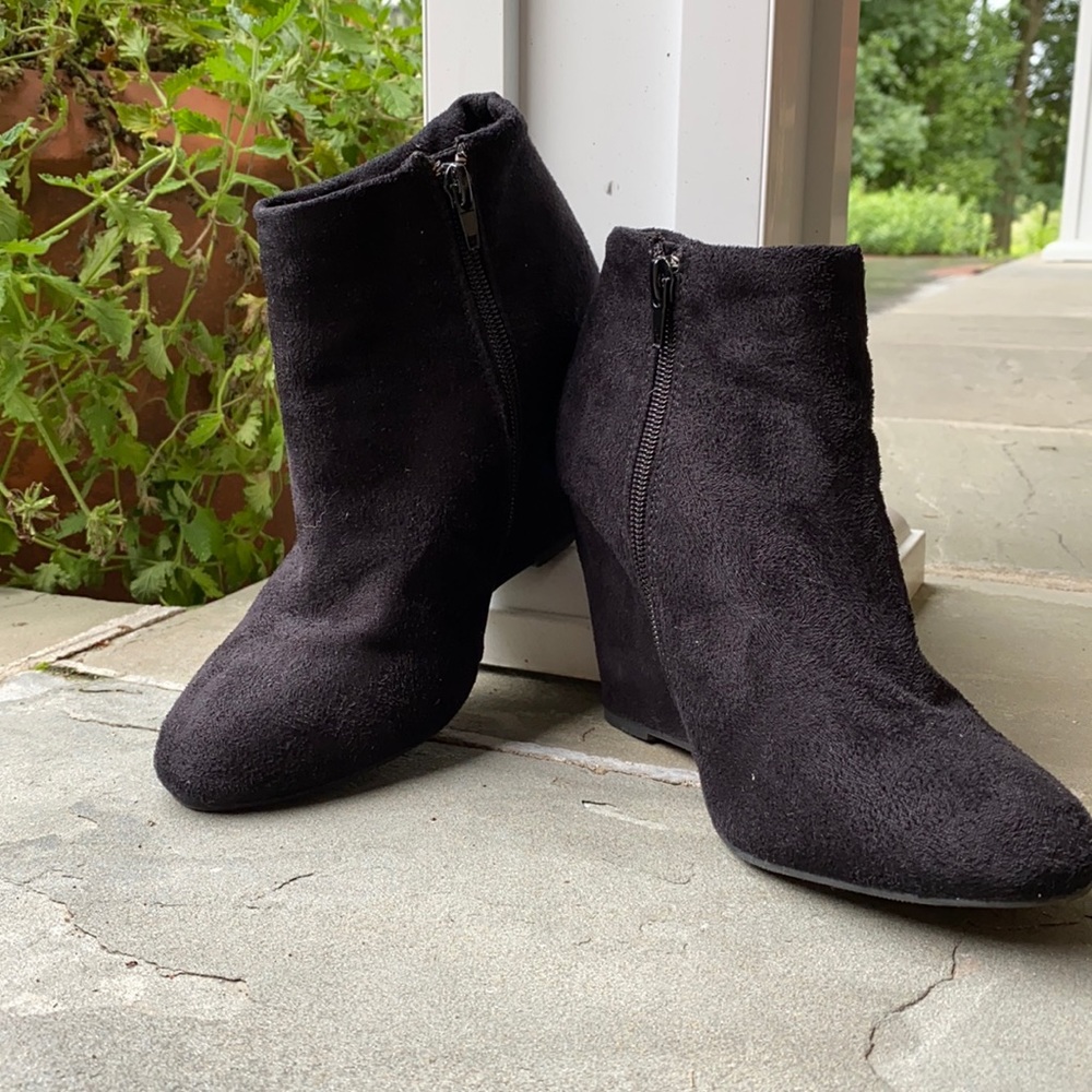 Forever 21 Ankle bootie